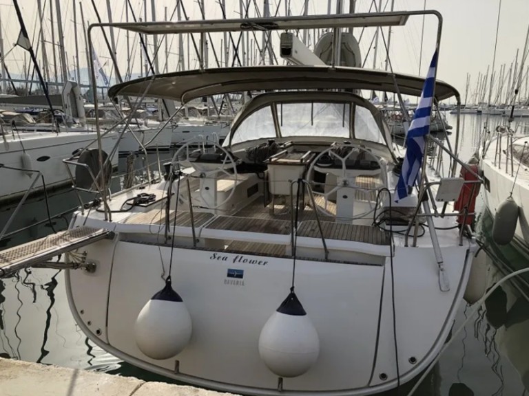 Sailboat to hire Alimos at the best price