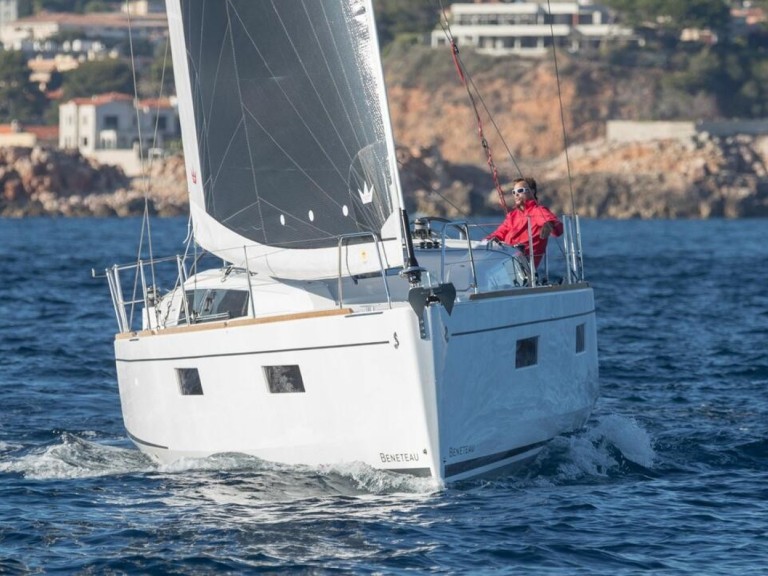 Hire a Bénéteau Oceanis 38.1 Rogoznica