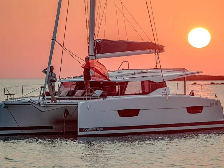 Yacht charter Can Pastilla - Fountaine Pajot Isla 40 on SamBoat
