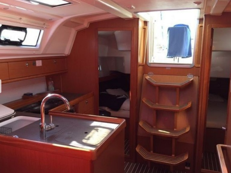 Yacht charter Sukošan - Bavaria Bavaria 37 '15 on SamBoat