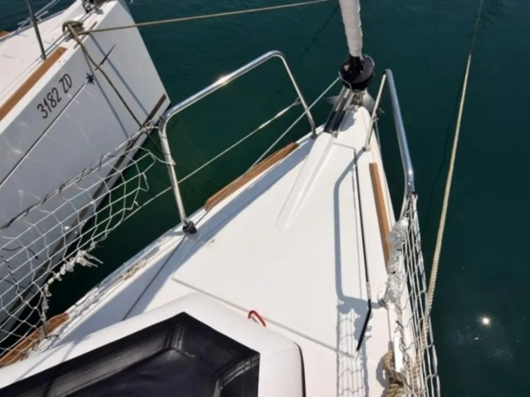 Hire a Jeanneau Sun Odyssey 349 Sukošan