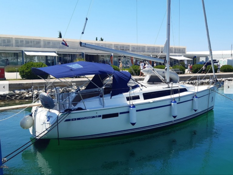 Yacht hire Sukošan cheap Bavaria 34 '17