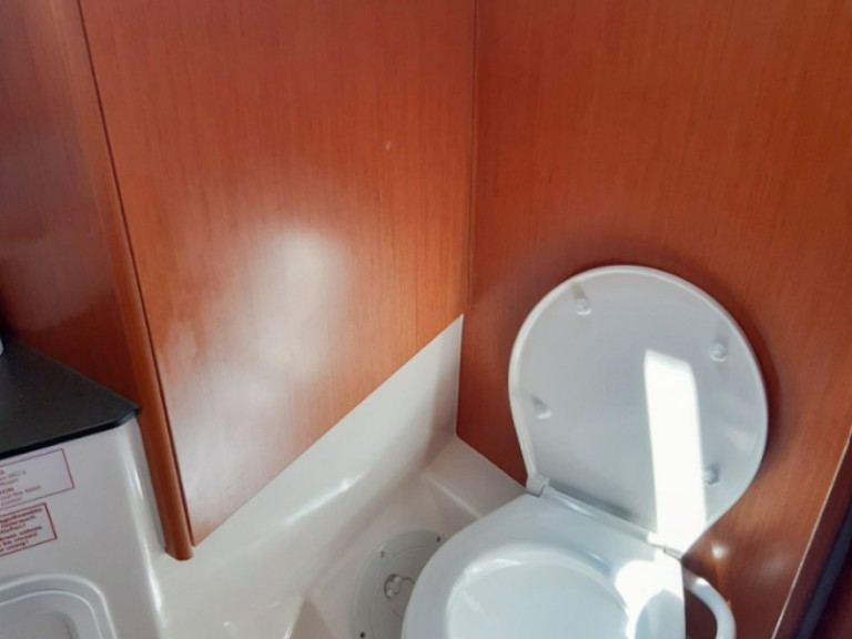 Yacht hire Sukošan cheap Bavaria 34 '17