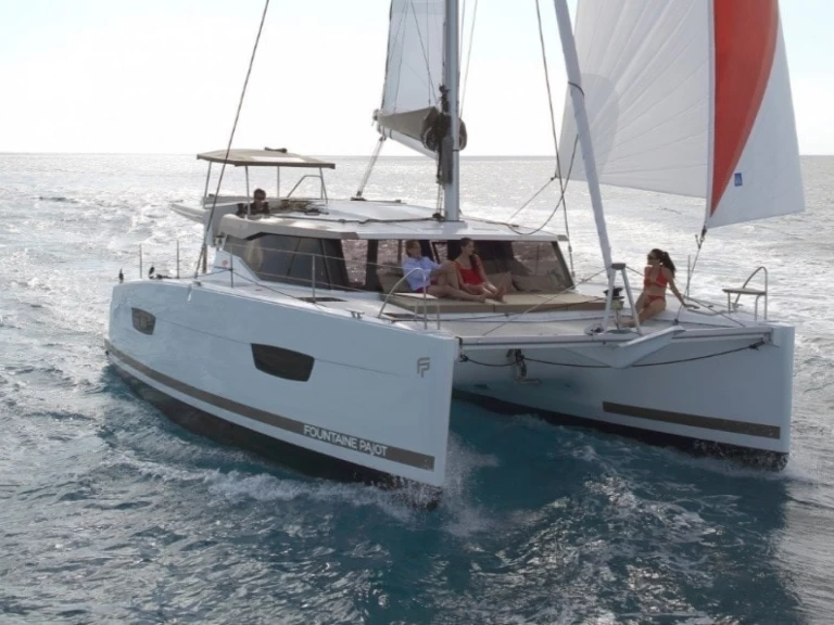 Yacht hire Bas du Fort cheap Lucia 40