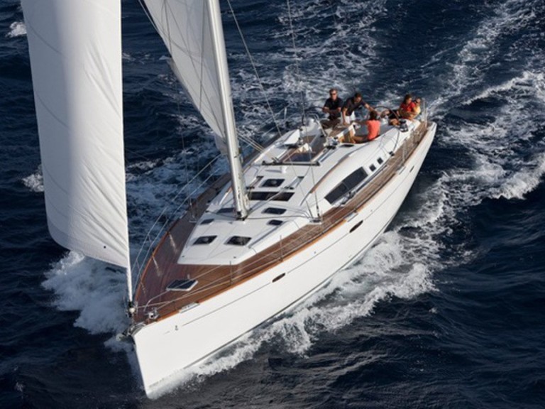 Sailboat to hire Cagliari at the best price