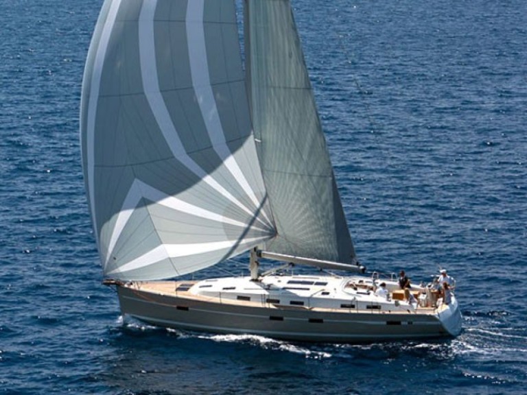 Hire Sailboat Bavaria with a boat licence