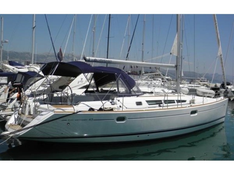 Yacht charter Rijeka - Jeanneau Sun Odyssey 45 on SamBoat