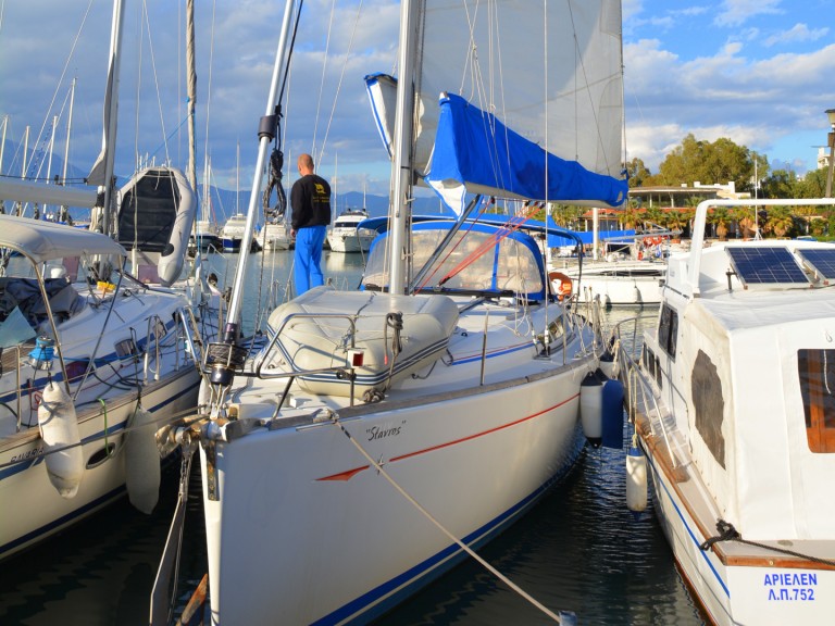 Yacht hire Lefkáda cheap Sun Odyssey 44i