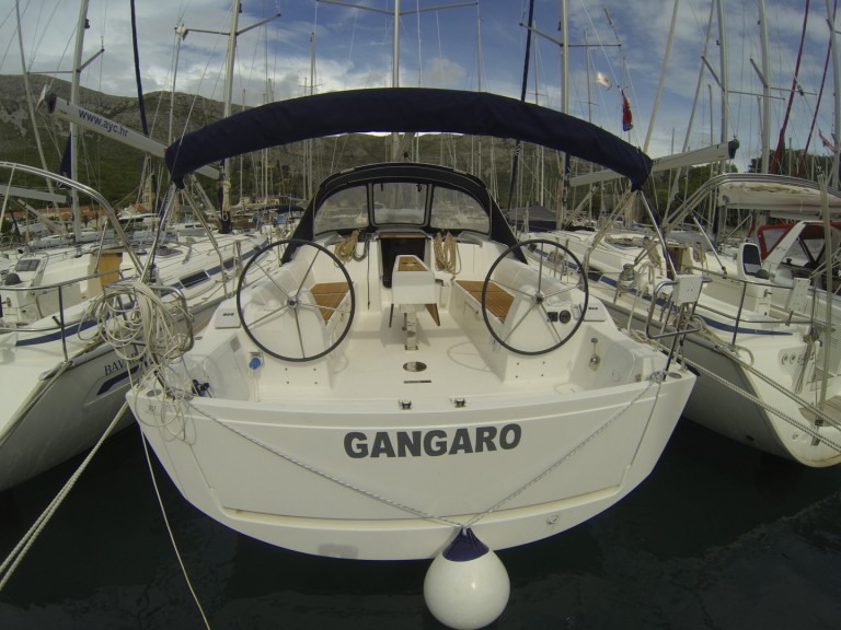 Hire Sailboat Dufour with a boat licence