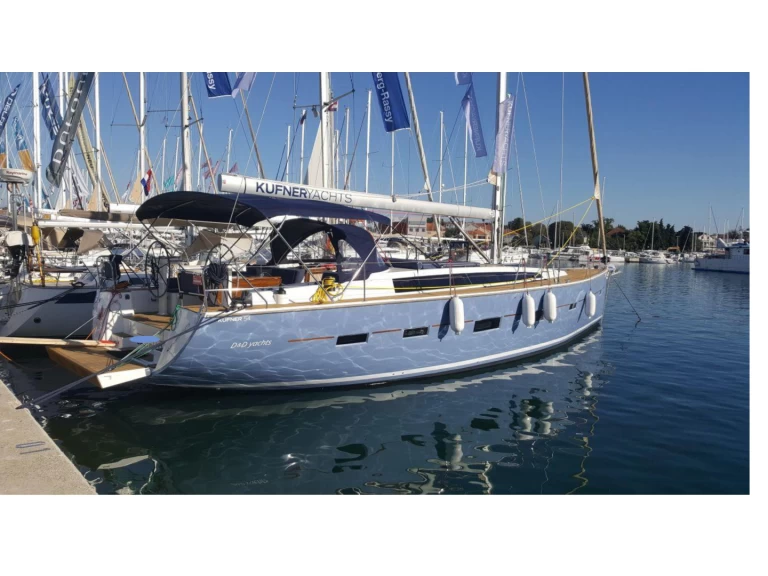 Yacht hire Punat cheap D&D Kufner 54.2