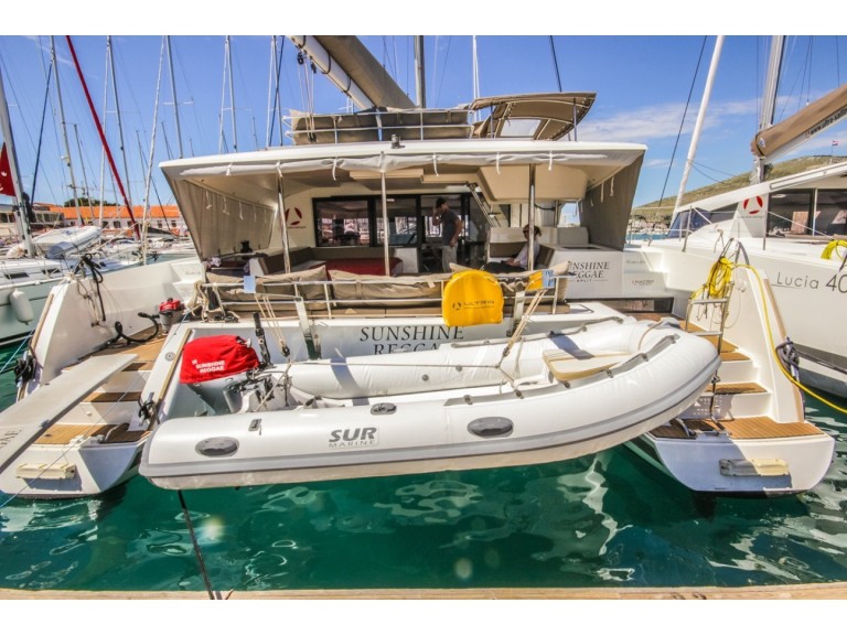 Hire Catamaran with or without skipper Fountaine Pajot ACI Marina Split