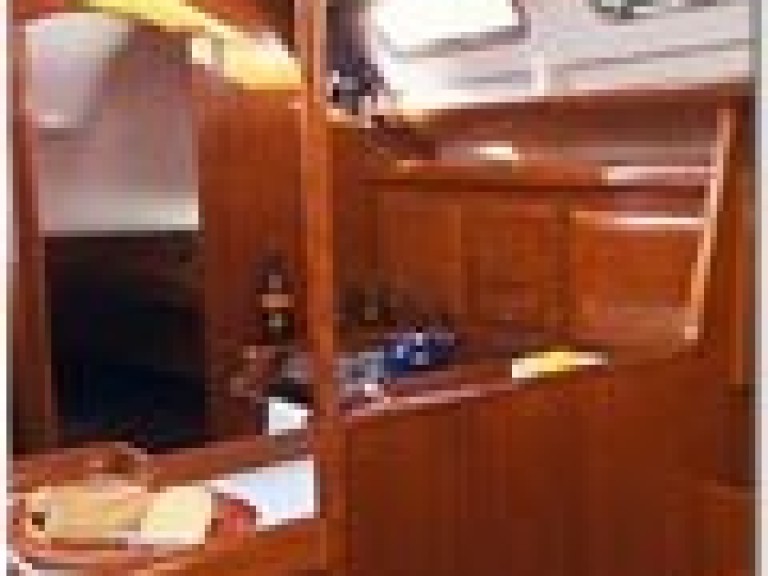 Charter a Bénéteau Oceanis 373 in Cagliari on Samboat