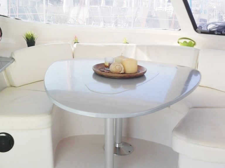 Yacht charter Volos - Fountaine Pajot Athena 38 on SamBoat