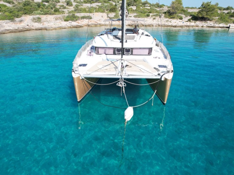 Charter a Lagoon Lagoon 450 F in Pirovac on Samboat
