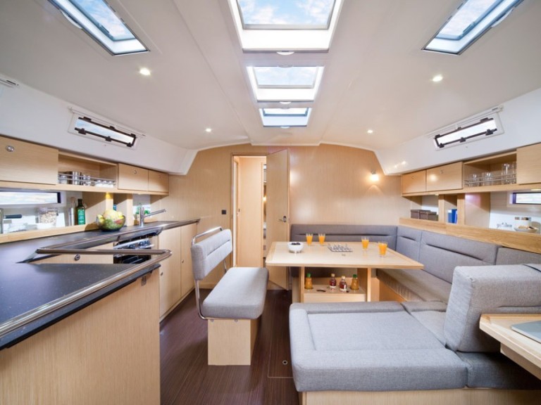 Sailboat hire in Sukošan - Bavaria Bavaria 45 BT '11