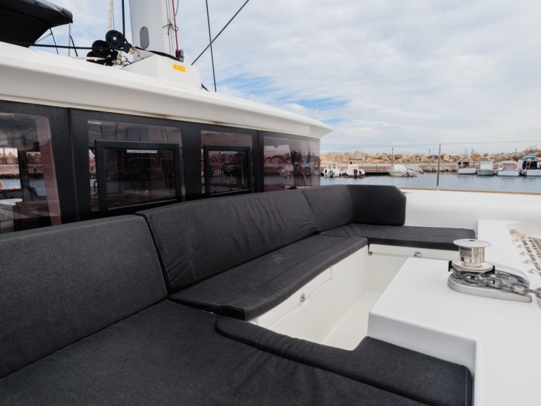 Catamaran to hire Olbia at the best price