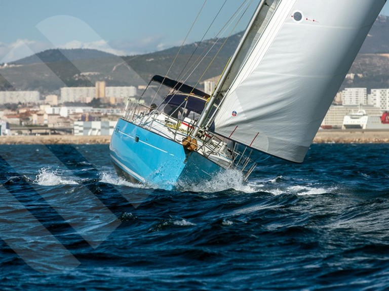 Hire Sailboat with or without skipper Bénéteau Marseille