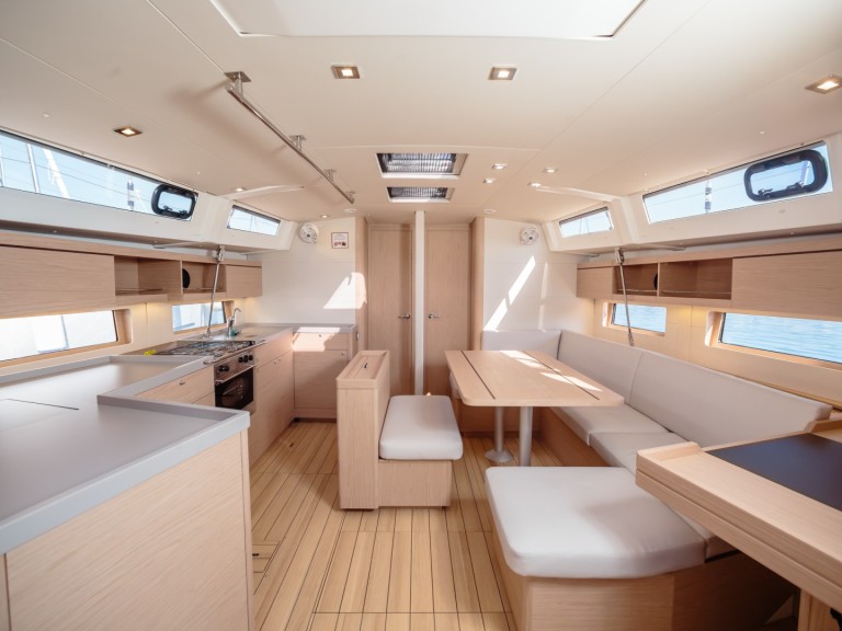 Hire a Bénéteau Oceanis 46.1 Castiglioncello