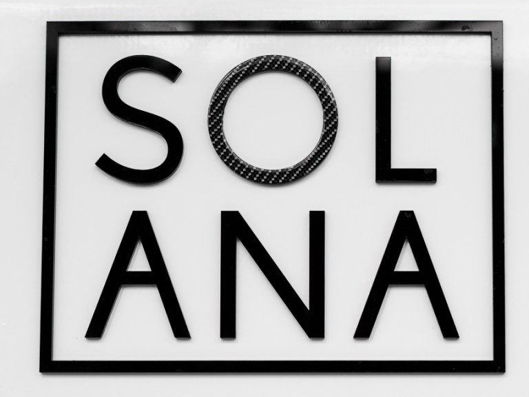 Catamaran to hire Pálairos at the best price