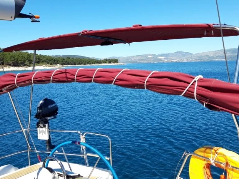Sailboat hire in Split - Bénéteau Oceanis 393 Clipper