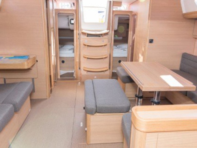 Charter a Dufour Dufour 512 Grand Large in Cannigione on Samboat