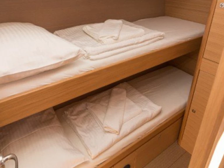 Hire Sailboat Dufour with a boat licence