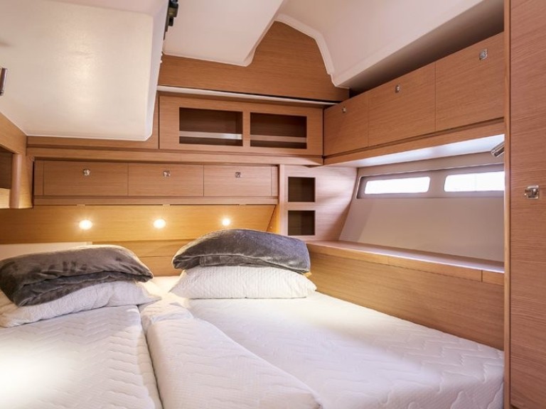 Sailboat hire in Olbia - Dufour Dufour 56 Exclusive