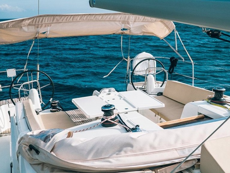Yacht charter Olbia - Jeanneau Sun Odyssey 490 on SamBoat