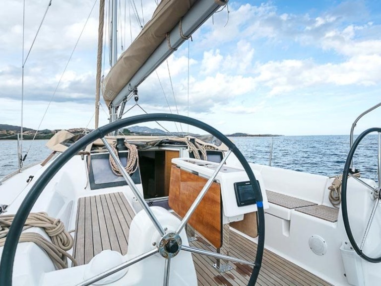 Hire Sailboat Dufour with a boat licence