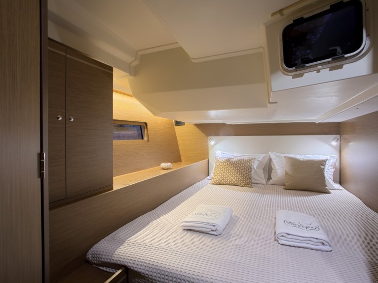 Yacht charter Alimos - Bénéteau Oceanis 51.1 on SamBoat