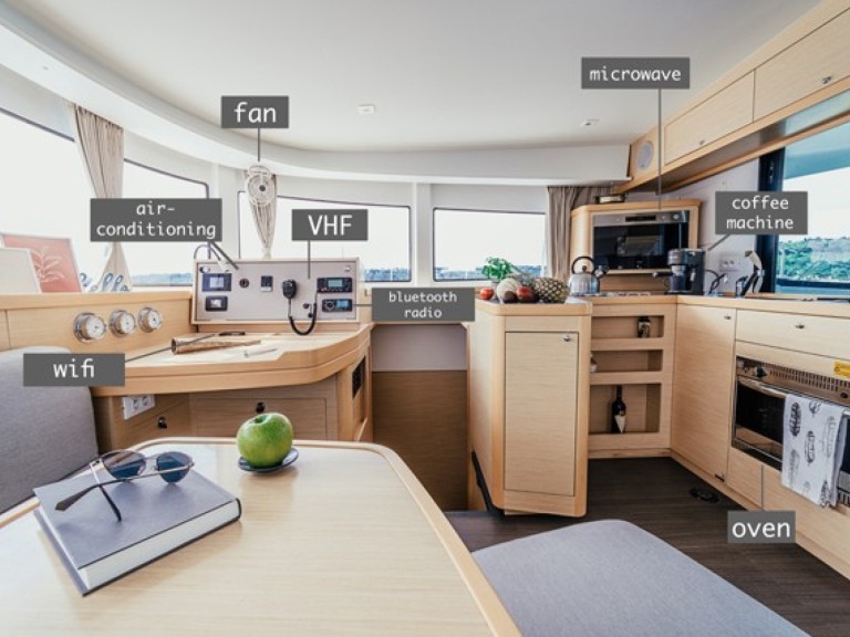 Hire a Lagoon Lagoon 42 Šibenik