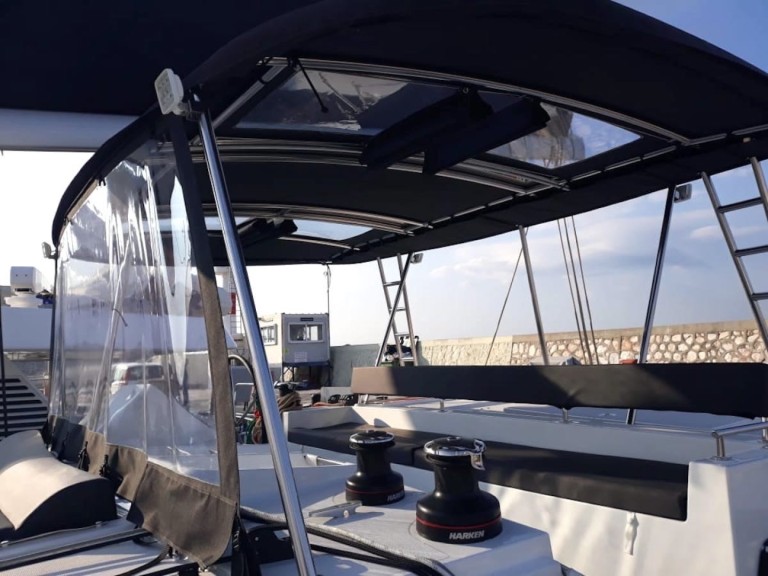 Hire Catamaran with or without skipper Lagoon Alimos