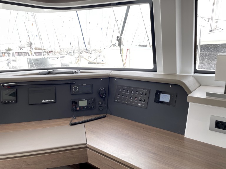 Hire Catamaran Bali with a boat licence