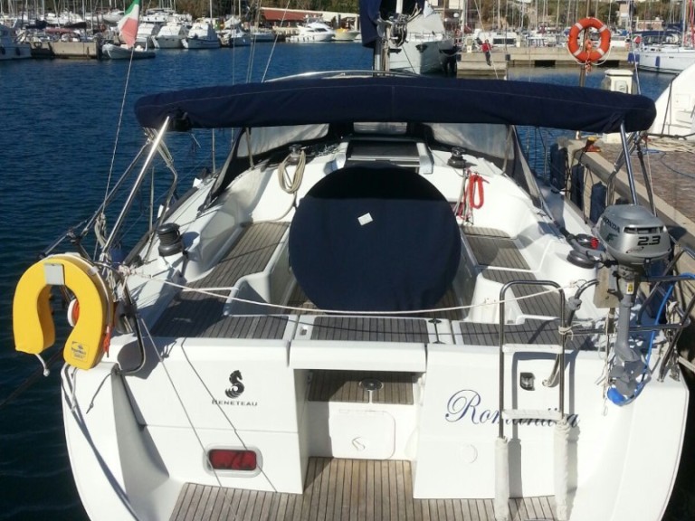 Bénéteau Oceanis 37 charter bareboat or skippered in  Salivoli