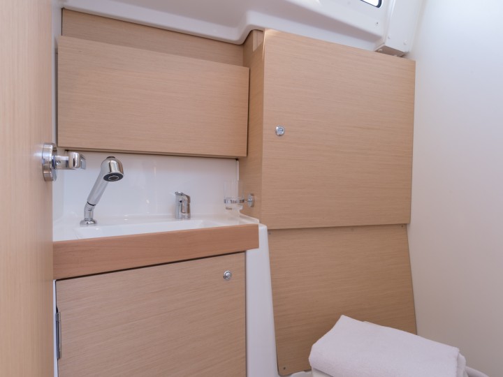 Charter a Hanse Hanse 418 in Marmaris (district) on Samboat