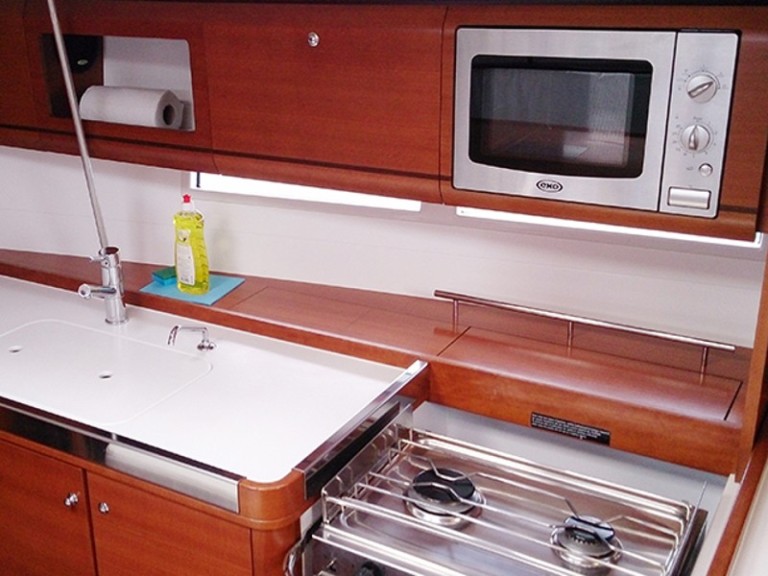 Yacht charter Pula - Dufour Dufour 405 RM on SamBoat