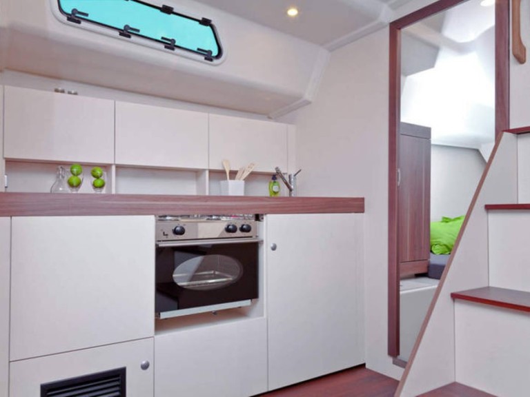 Sailboat hire in Lemmer - Dehler Varianta 44