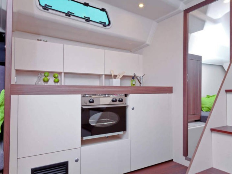 Charter a Dehler Varianta 44 in Lemmer on Samboat