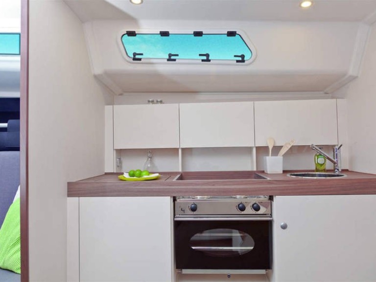 Hire Sailboat Dehler with a boat licence