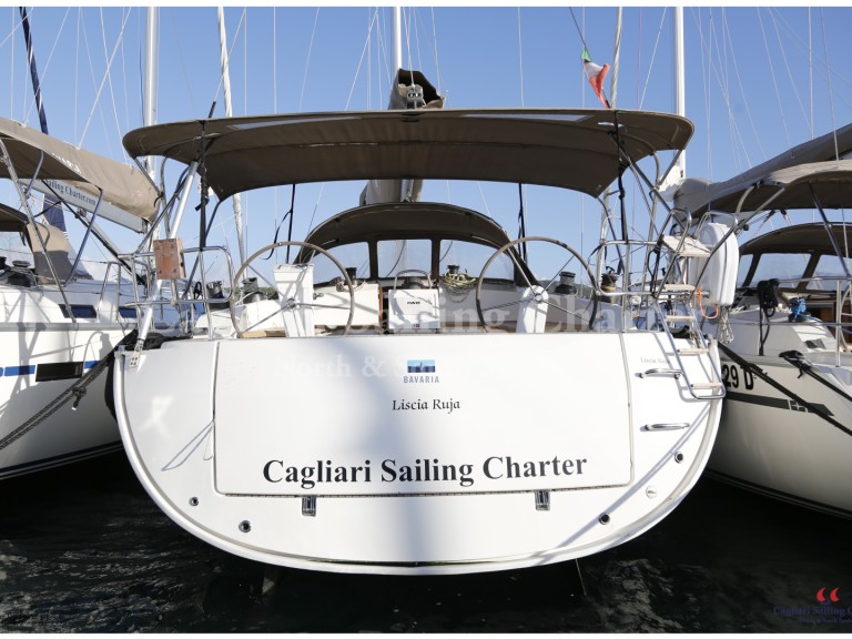 Hire Sailboat Bavaria with a boat licence