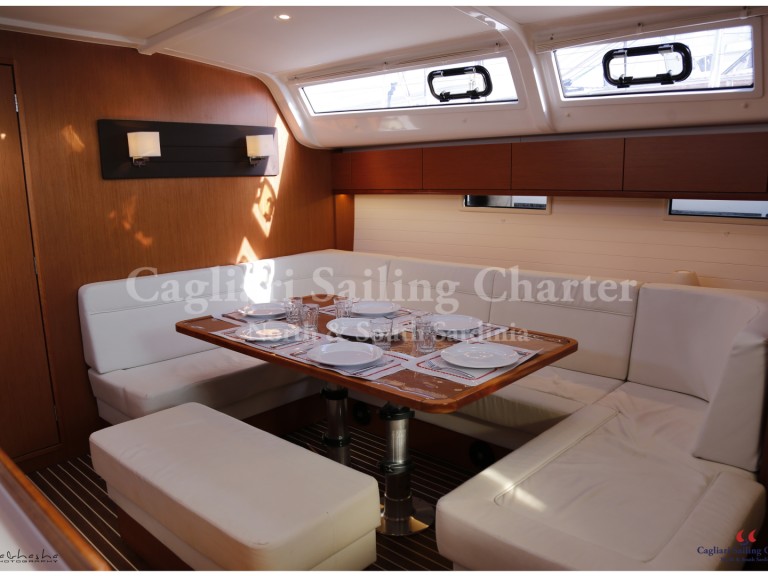 Yacht hire Cagliari cheap Cruiser 51