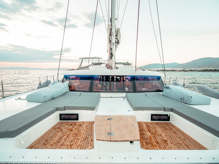 Charter a Fountaine Pajot Saba 50 in Alimos on Samboat