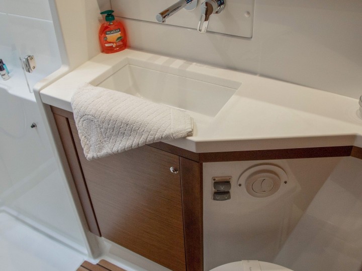 Catamaran to hire Rogoznica at the best price