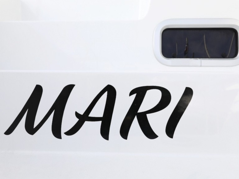 Charter a Lagoon Lagoon 40 in Sukošan on Samboat