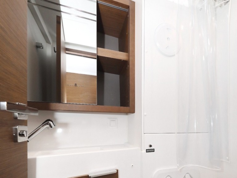 Hire Catamaran with or without skipper Lagoon Sukošan