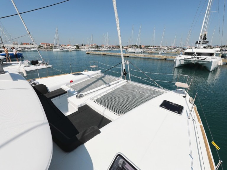 Hire Catamaran with or without skipper Lagoon Sukošan