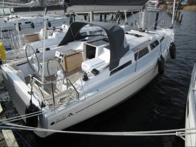 Yacht hire Cogolin cheap Hanse 345