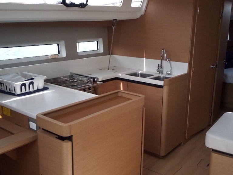 Sailboat hire in Palamós - Jeanneau Jeanneau Sun Odyssey 440