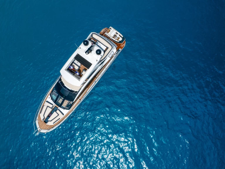 Yacht charter Seget Donji - Galeon Galeon 640 Fly on SamBoat