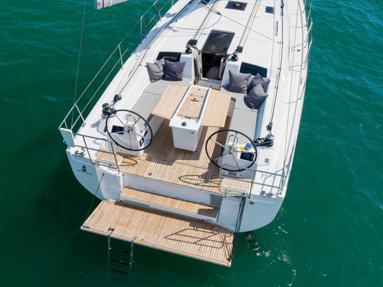 Sailboat hire in Zadar - Bénéteau Oceanis 40.1